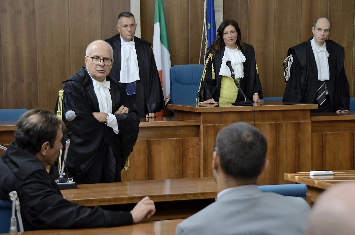 Giustizia, i primi sei mesi di De Falco: alta guardia su tutto