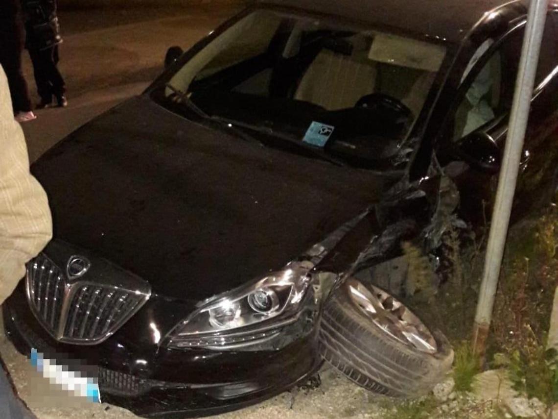 Incidente nella notte, due feriti. Un uomo anziano &egrave; grave
