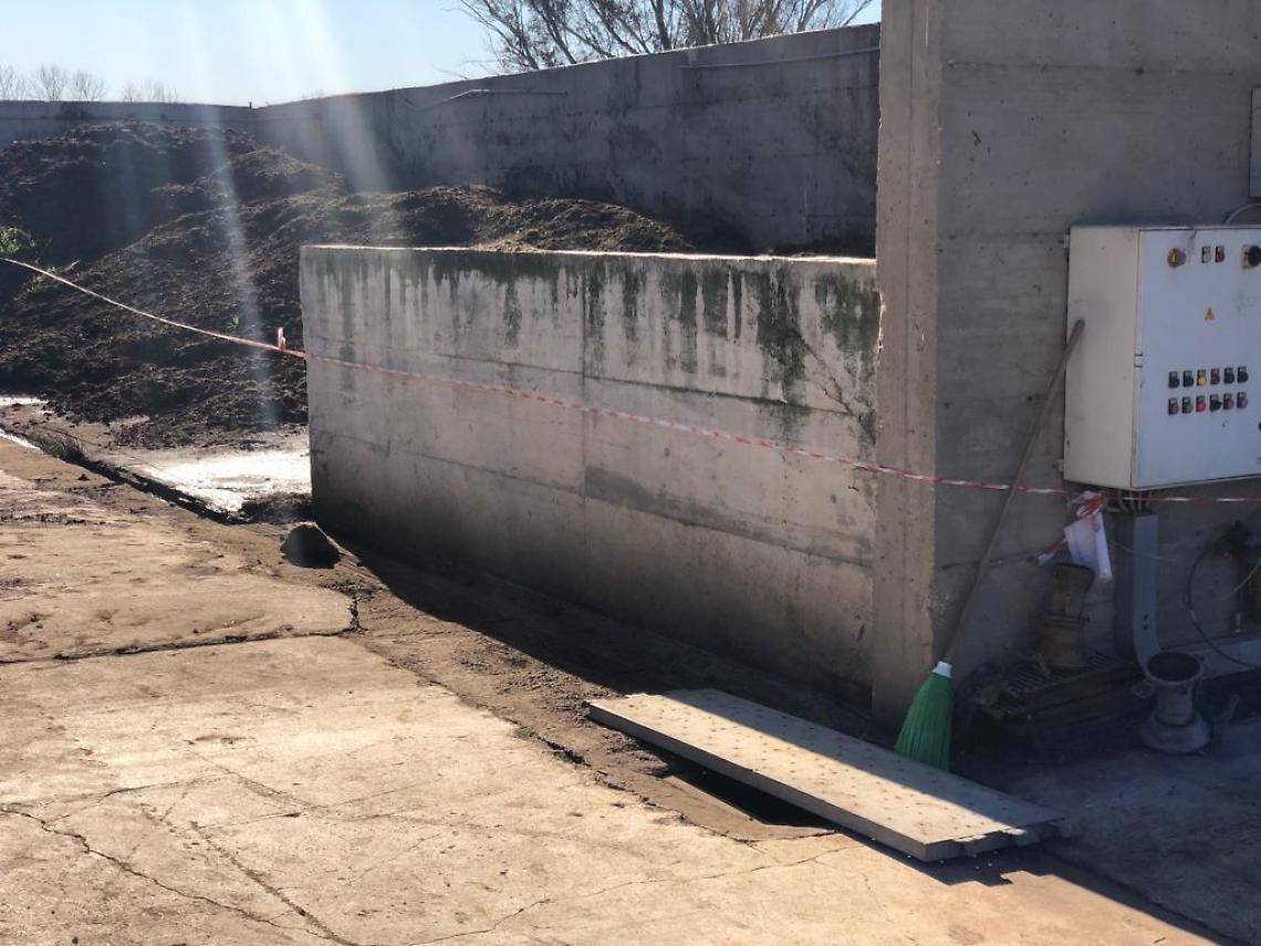 Sopralluogo della polizia locale nell'impianto che produce biogas