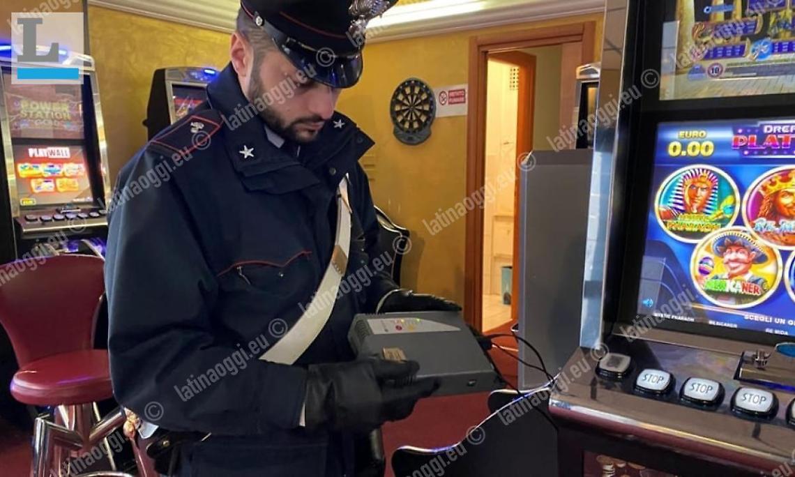 Dalla mala alle slot. Tra gli arrestati il padre di Criscuolo