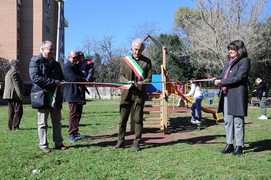 Nuova area giochi nel Villaggio Trieste, l'inaugurazione