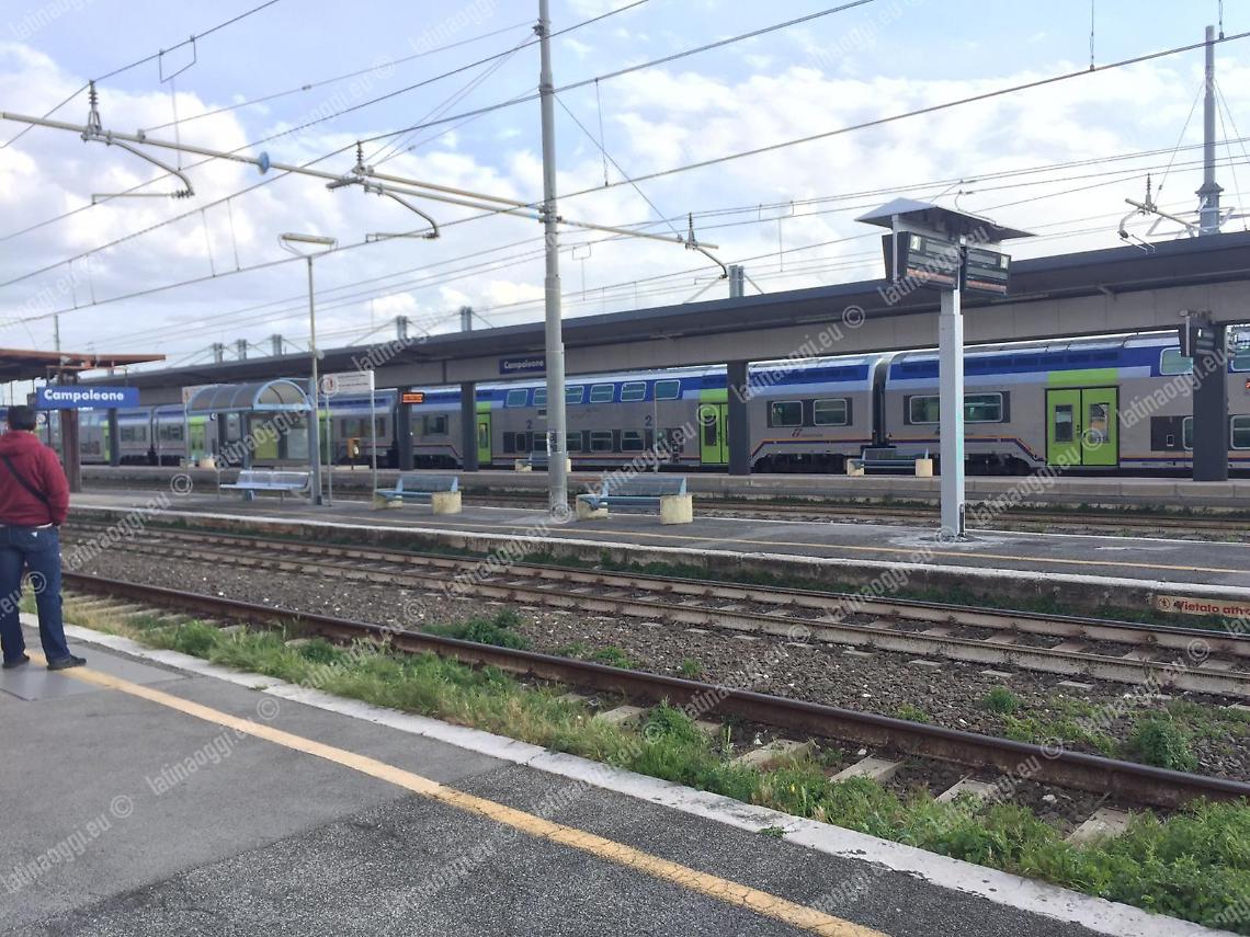Incidente nei pressi della stazione di Campoleone, linea ferroviaria sospesa