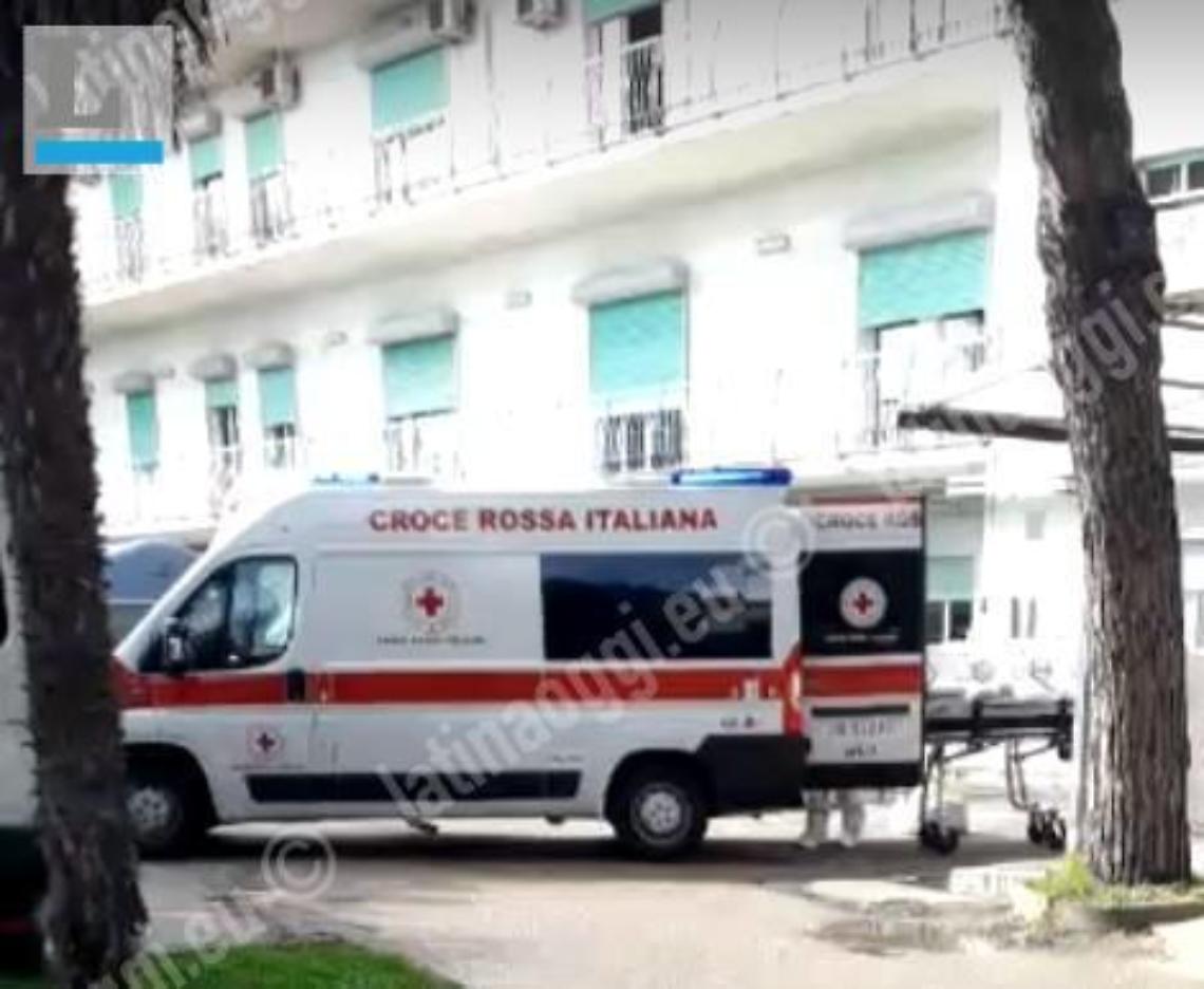 Coronavirus, nuovo caso: una donna trasportata da Formia allo Spallanzani