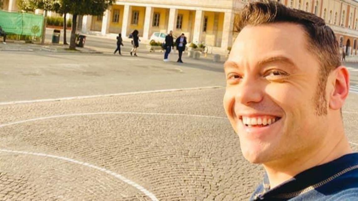 Coronavirus, il video-appello di Tiziano Ferro ai giovani di Latina