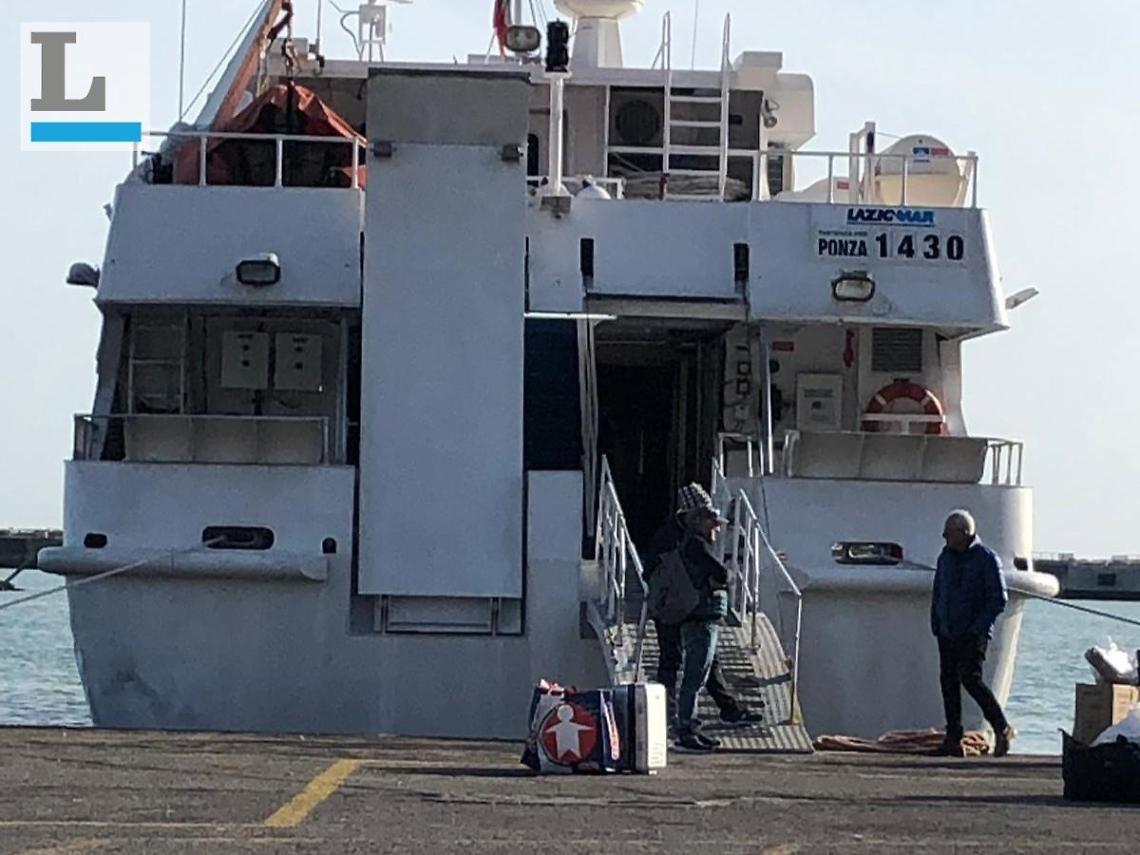 Trasporti, soppressione dei collegamenti con le Isole Pontine