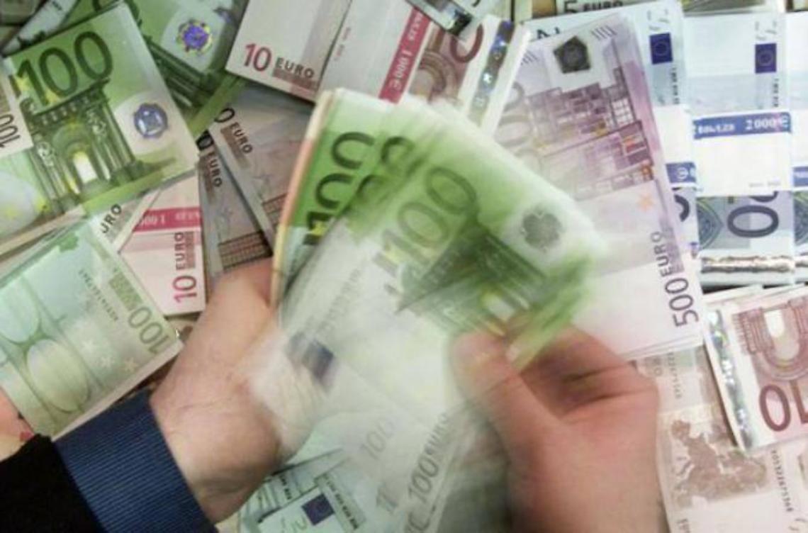 Coronavirus, prestiti in banca e click day, partenza in salita e dati record
