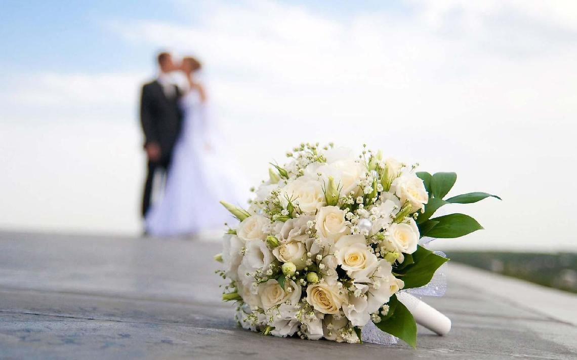 Coronavirus e matrimoni, tutto rimandato al 2021
