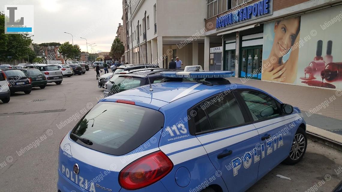 Ragazzini rompono i vasi della Cisl: riconosciuti da un video. I genitori denunciano la condivisione del filmato