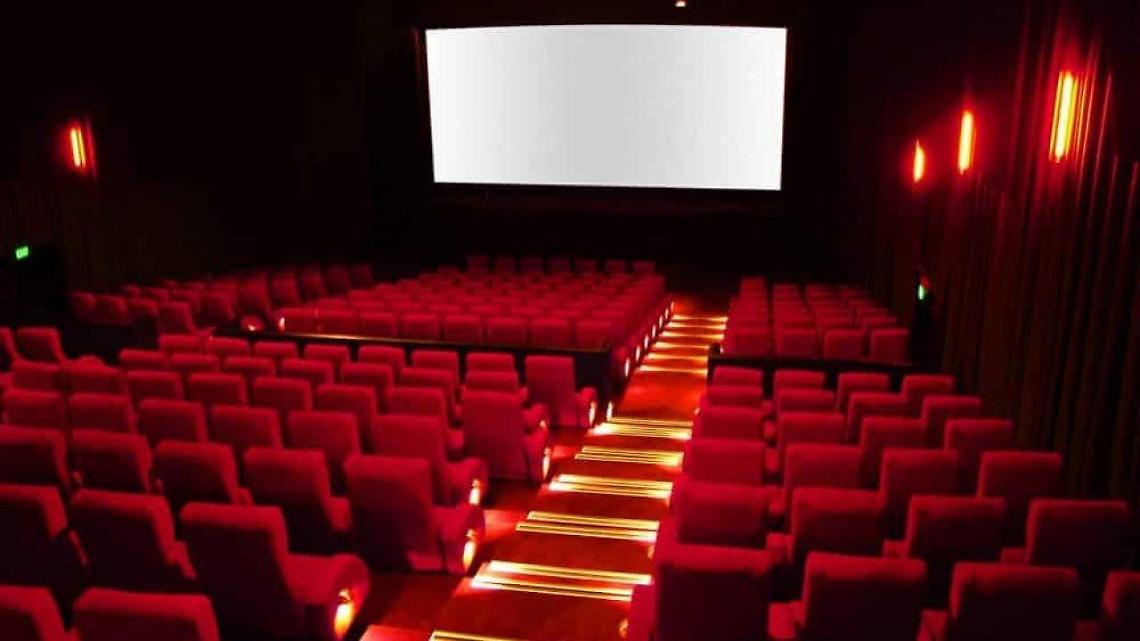 I Cinema accendono insegne e luci: stasera il flash mob Anec