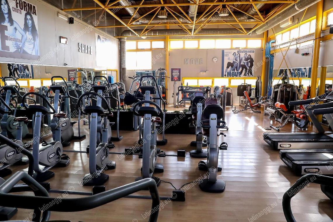 Fase 2 per le palestre: in sala "già vestiti" e distanza di 2 metri