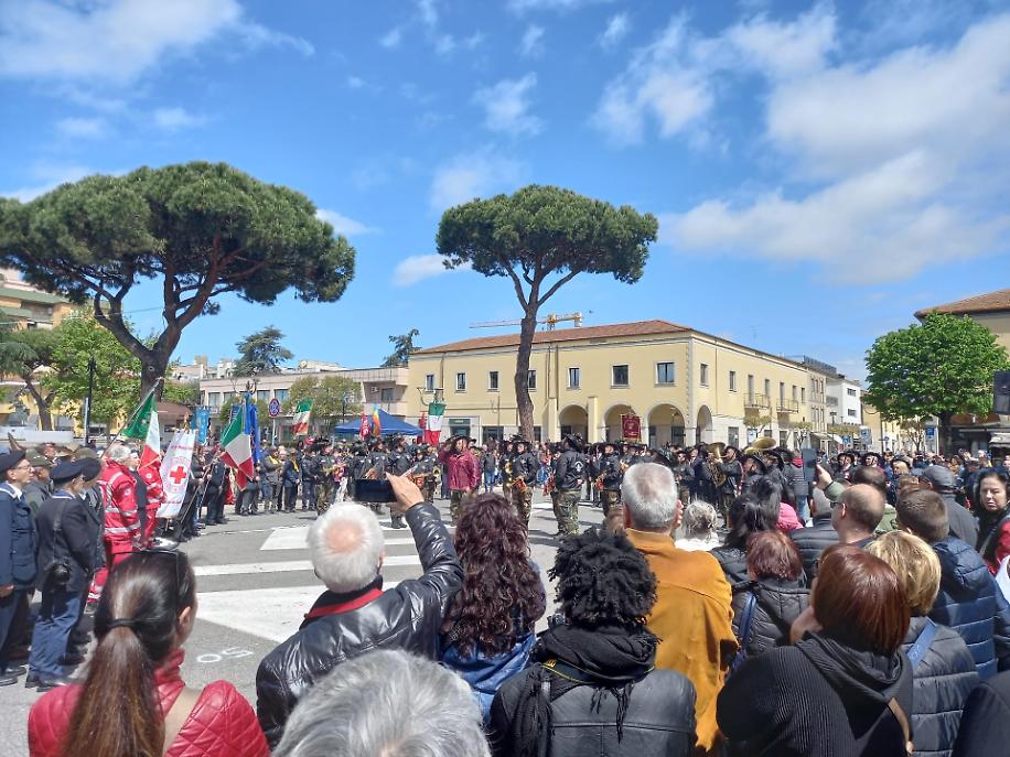 L'esibizione della Fanfara dei Bersaglieri