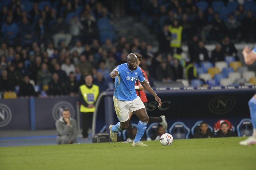 Lukaku al tiro