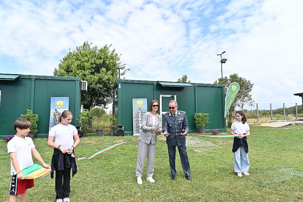 L'assessore Elena Palazzo  con il Comandante del Centro Sportivo, il Gen.B. Antonio Appella