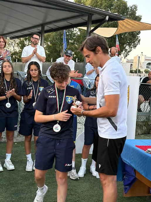Premiazione miglior giocatrice U15 Diana Laura Frosinone Calcio