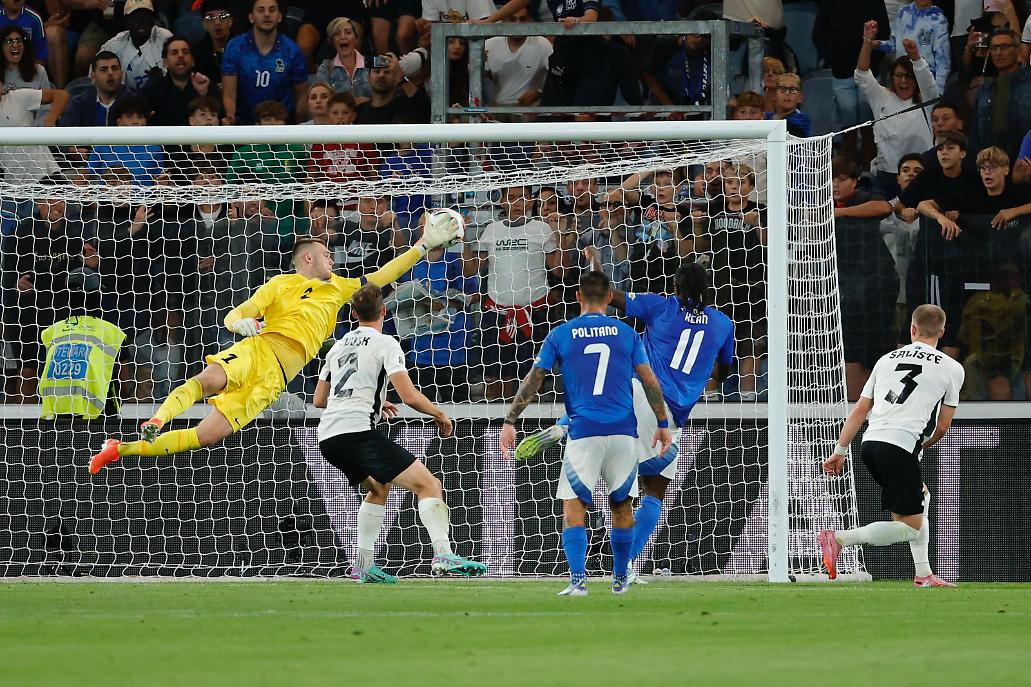 La prima rete di Moise Kean