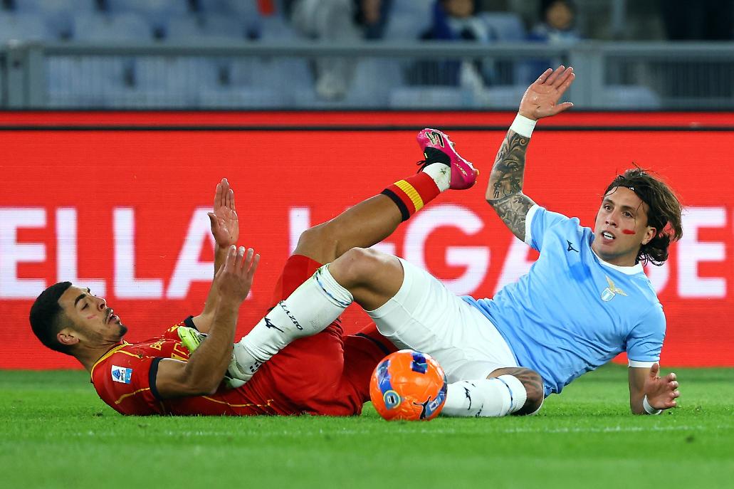 Pellegrini in contrasto