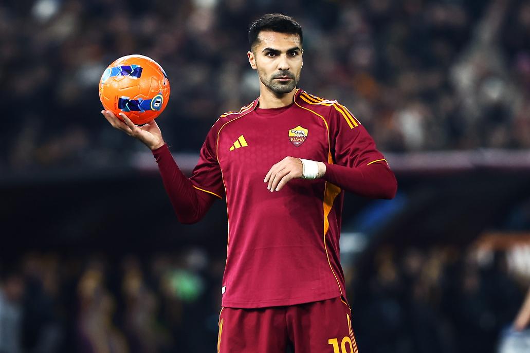 Celik con il pallone tra le mani