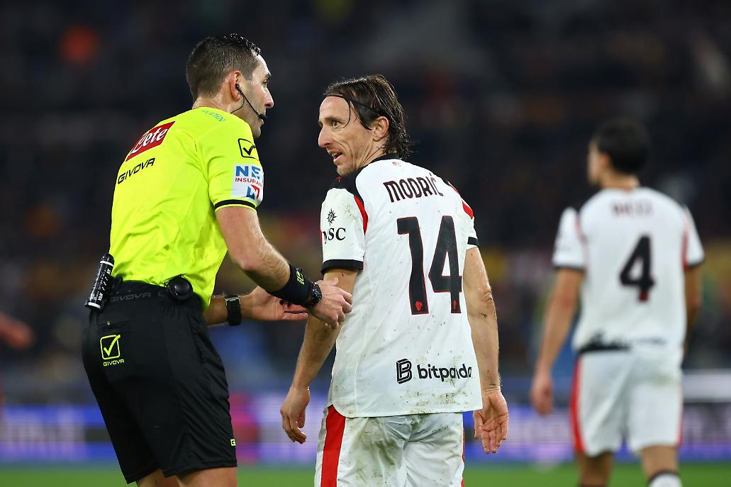 Modric e l'arbitro