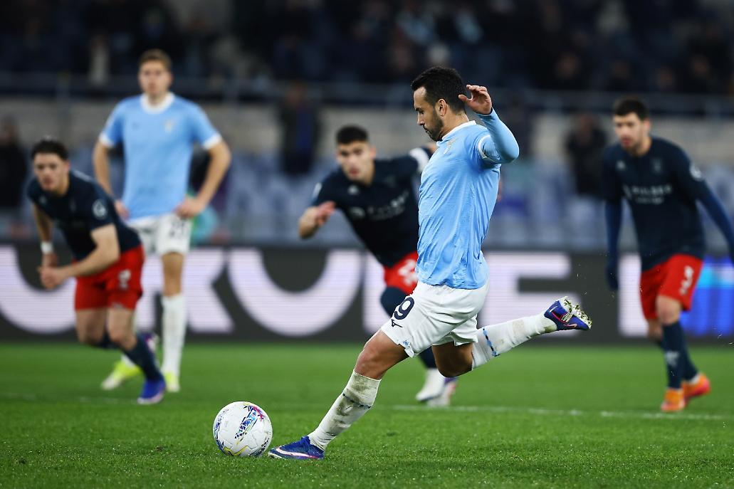 Pedro calcia il rigore dell'1-0