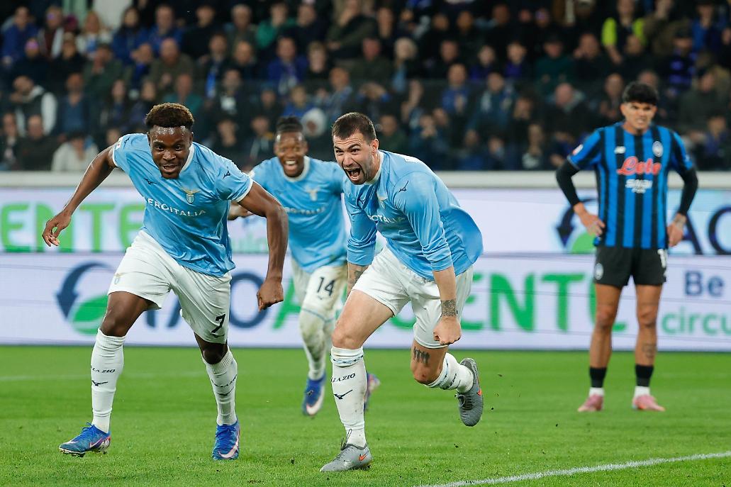 Romagnoli esulta dopo lo 0-1