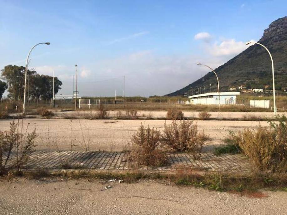 Foto tratte dalla pagina facebook "Terracina segnalazioni e denunce"