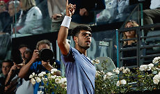 Carlos Alcaraz rinuncia agli Internazionali d'Italia e al Roland Garros