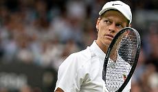 Sinner ritrova il sorriso a Melbourne: &ldquo;Le difficolt&agrave; mi hanno reso pi&ugrave; forte, oggi vivo il tennis con equilibrio&rdquo;