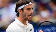 Musetti parte con il piede giusto, vincono Sonego e Darderi