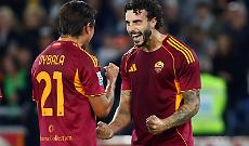 La Roma supera 2-1 il Parma e raggiunge al comando della classifica il Napoli