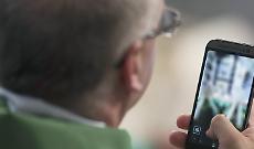 Truffa romantica e ricatto hard, vittima un 75enne