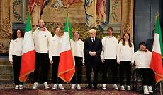 Al Quirinale la cerimonia di consegna della bandiera ad alfieri