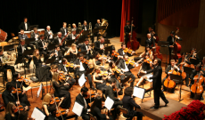 Latina, Capodanno in musica a teatro