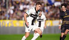 Parma, successo salvezza contro il Verona