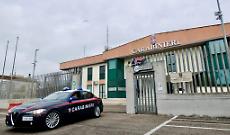 Terracina: disturba i clienti in un bar e minaccia i Carabinieri, denunciato un 48enne