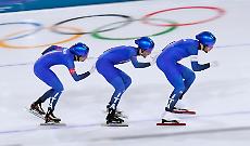 Il nono oro per l'Italia arriva dal pattinaggio a squadre e dall'inseguimento a squadre