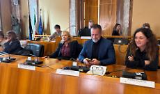 Crisi politica? Celentano: "Rassicuro le opposizioni: non prendo ordini da Roma"