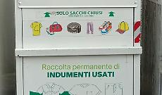 Fondi, raccolta abiti: rimossi tutti i contenitori, nuove regole per il conferimento
