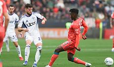 Una gran rete di da Cunha regala la vittoria al Como