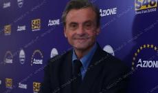 Carlo Calenda: &laquo;Basta con Destra e Sinistra. C&rsquo;&egrave; bisogno di competenze&raquo;