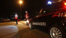 Rifiuta alcol e droga test: denunciato 32enne, auto senza assicurazione