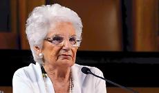 Insulti a Liliana Segre su Facebook, niente risarcimento: il Tribunale respinge la richiesta