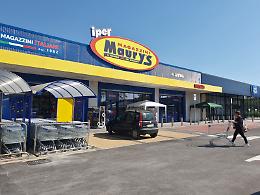 Apre uno dei negozi del megastore in Q3, scatta la diffida