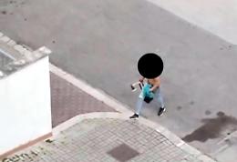 Tenta di rubare un'auto, &egrave; lo stesso preso con l'ascia al Nicolosi
