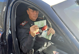 Detenzione e spendita di monete false, denunciata