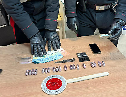 Oltre due etti di hashish nascosti in casa, arrestato 19enne