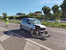 Incidente frontale sulla Pontina, due feriti gravi