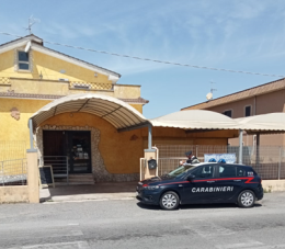 Quinta rapina in una settimana e stavolta i banditi picchiano 