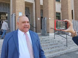 Abusi sessuali, l'ex prof di religione chiede l'abbreviato