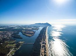 Lungomare, riaprono i sette chioschi chiusi