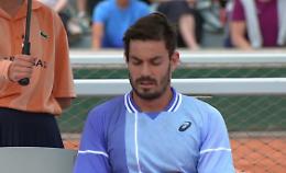 Roland Garros, Zeppieri vola al secondo turno